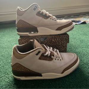 Jordan 3 Palomino size 9.5